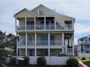 2510 Beach Rd, Semi-Oceanfront/Pool/Hot Tub